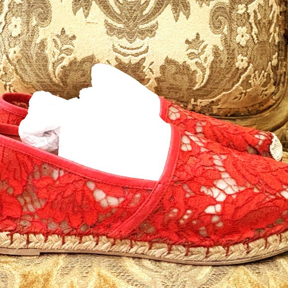 VALENTINO GARAVANI MESH LACE FLORAL RED ESPADRILLES SIZE: 39 - Picture 3 of 10